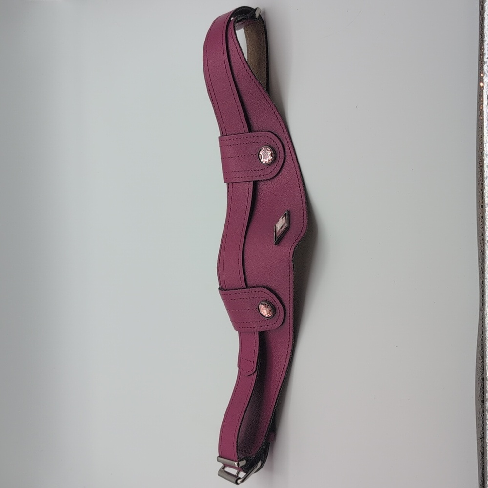 Vintage 80s Stylish Magenta Pink Leather Belt With Silver Toned Accents - Picture 3 of 5